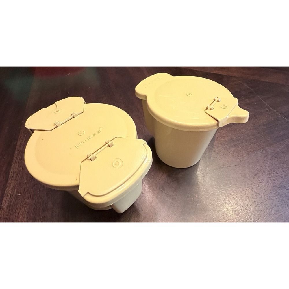 Vintage Tupperware Harvest Gold Sugar And Creamer Set Flip Top Lids 577 574
